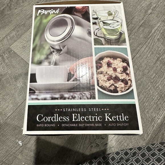parini 360 swivel base Cordless Electric Kettle in box stainless steel - Picture 3 of 7